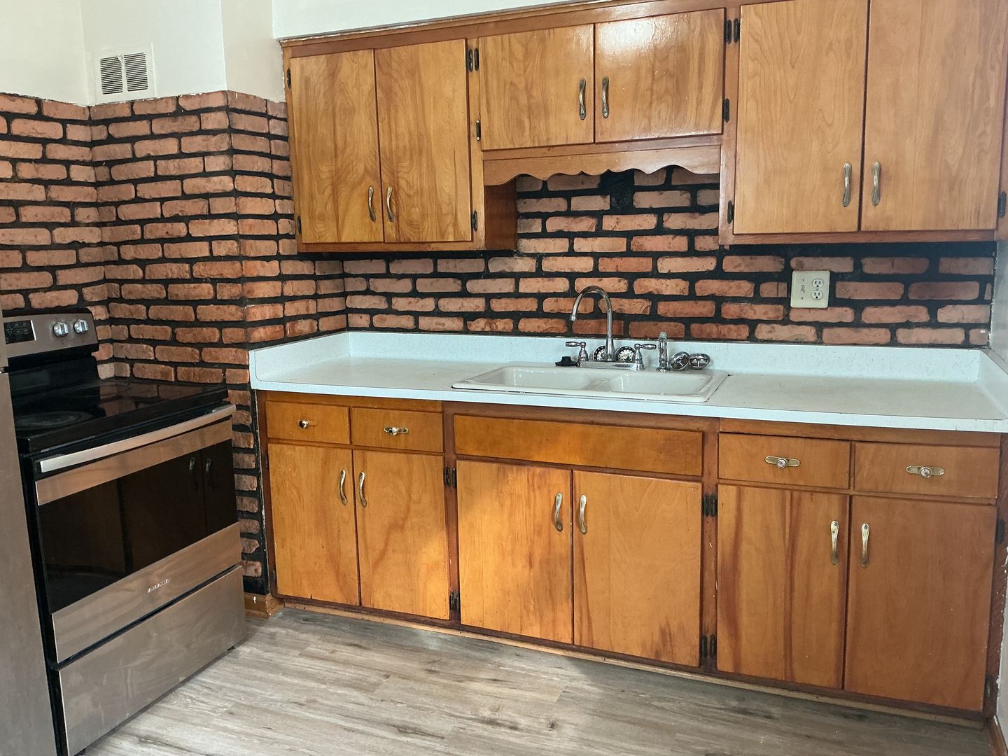 Milwaukee House: 4642 N 45th St