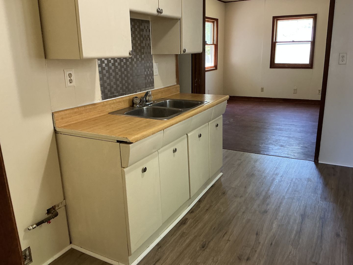 Milwaukee House: 5663 N 65th St