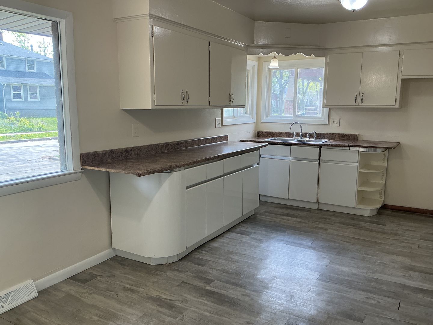 Milwaukee House: 5113 N. 39th St.