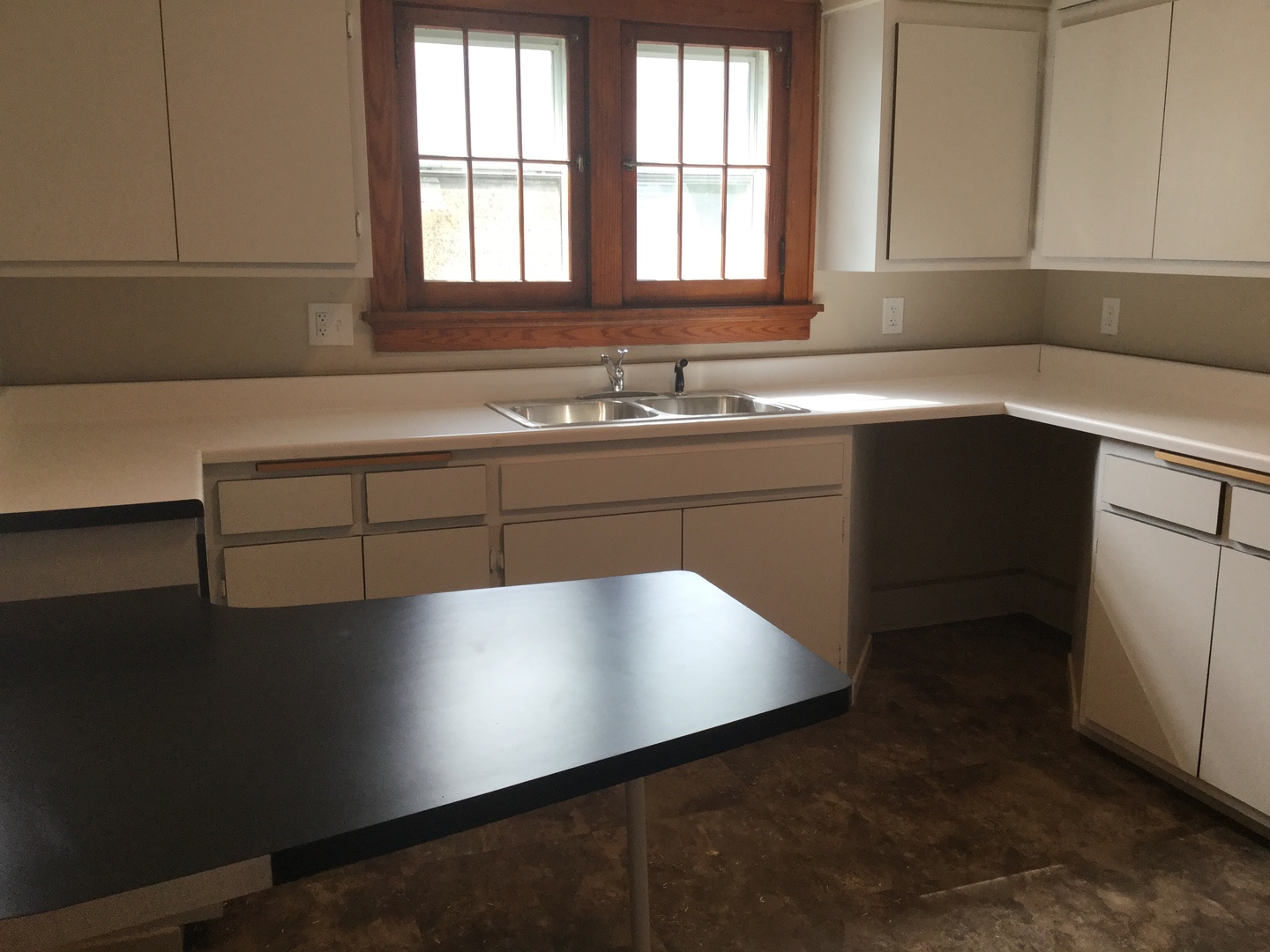 Milwaukee Apartment: 3635 N 37th St