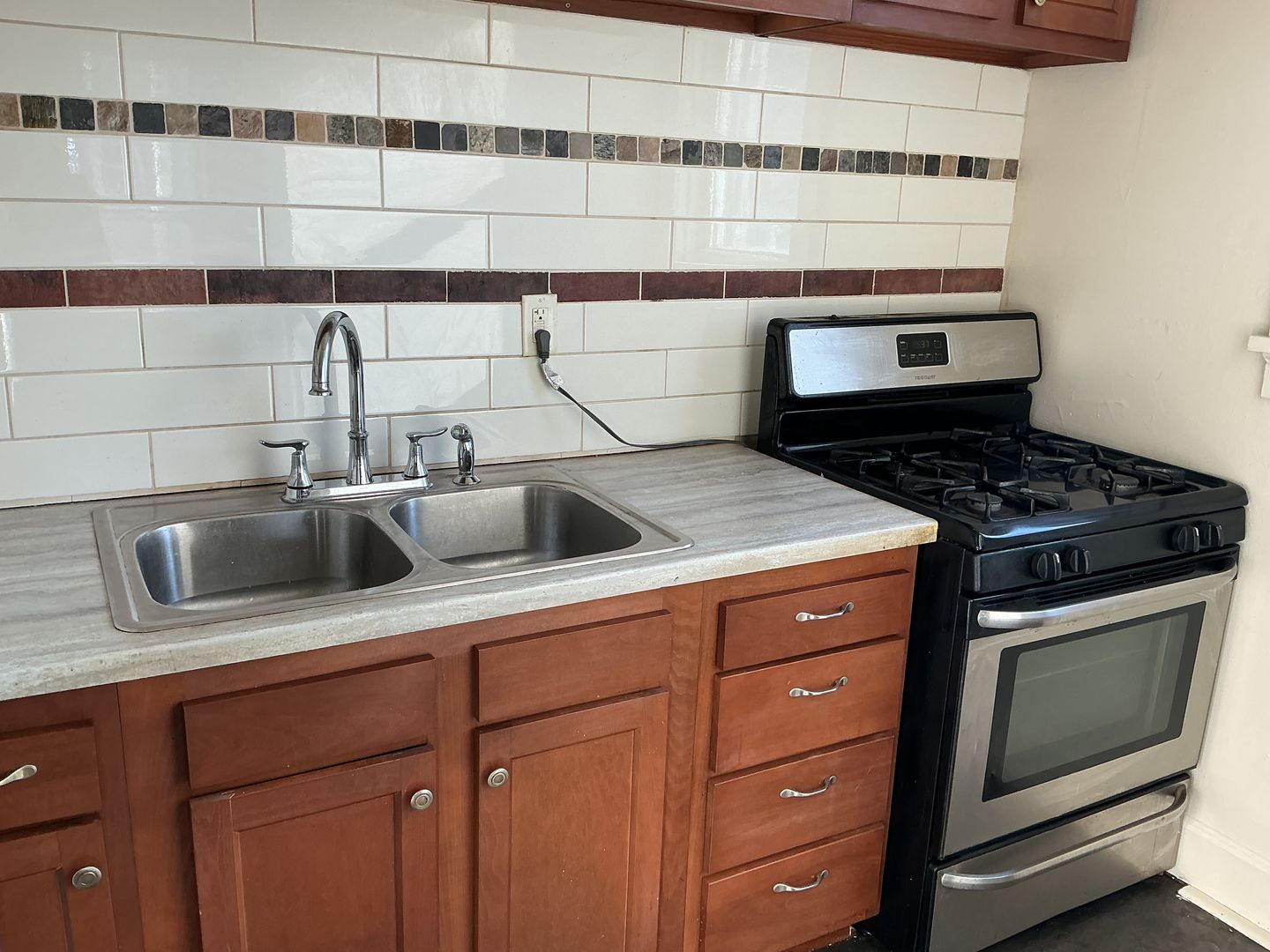 Milwaukee Apartment: 2150 N Booth St