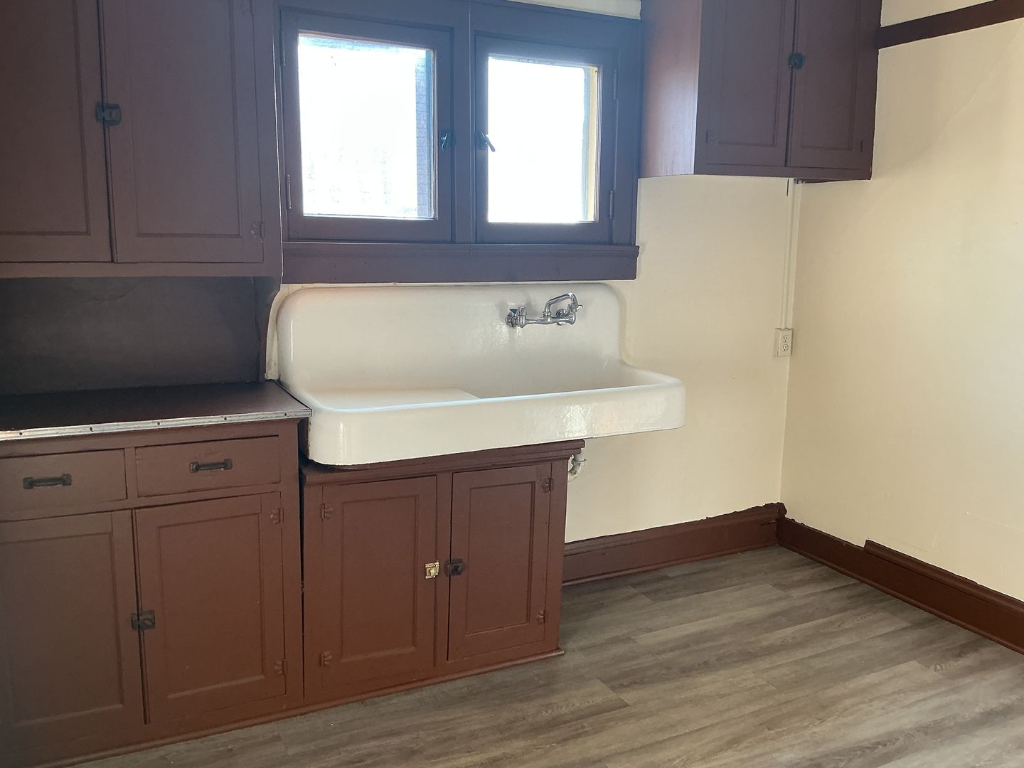 Milwaukee Apartment: 3726-3728 N 3rd St