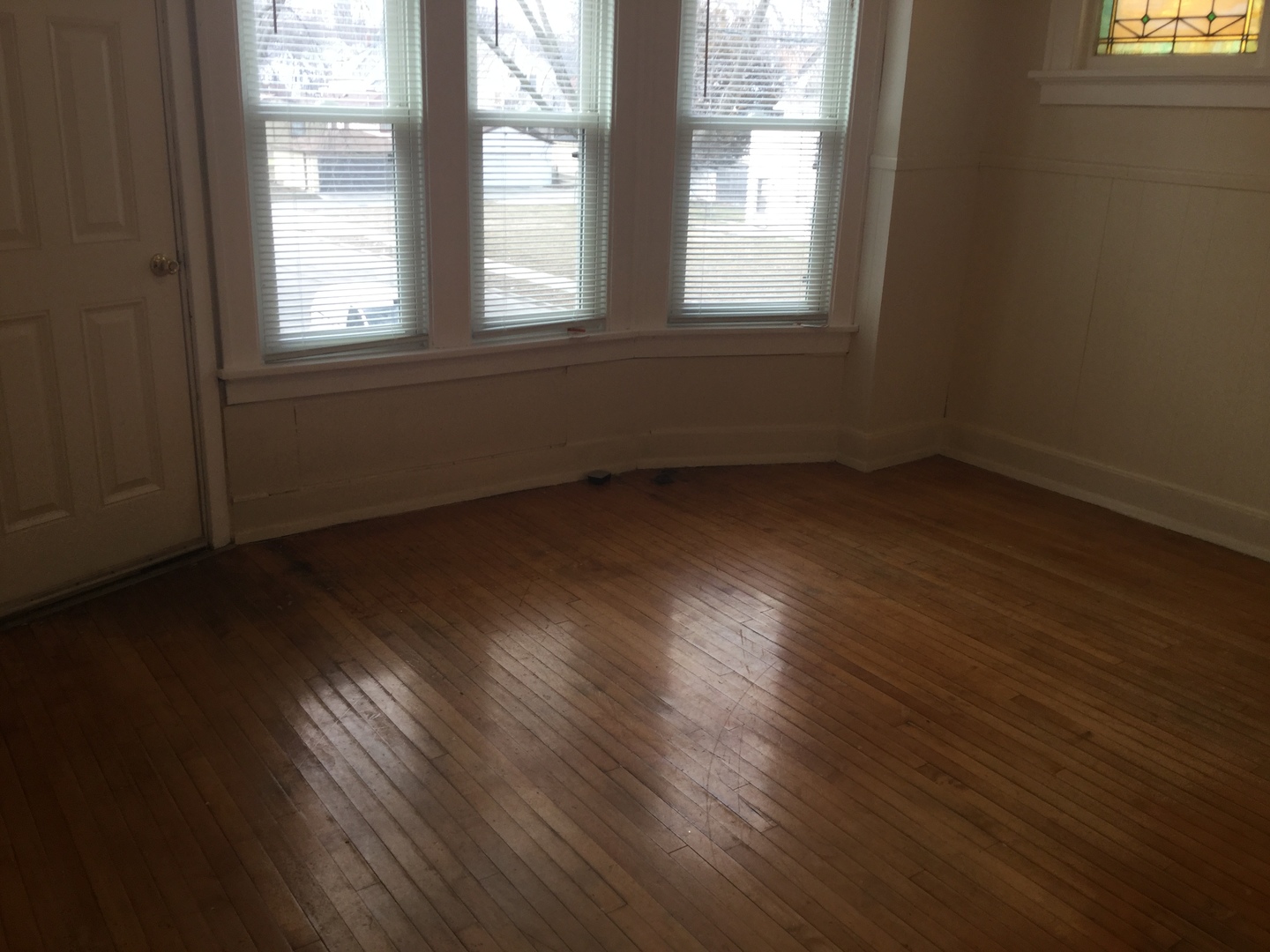 Milwaukee Apartment: 977-983 W Arthur Ave