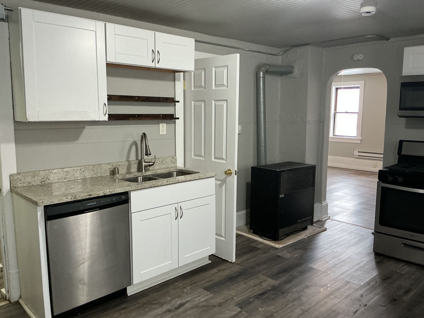 Milwaukee Apartment: 2623 S 3rd St