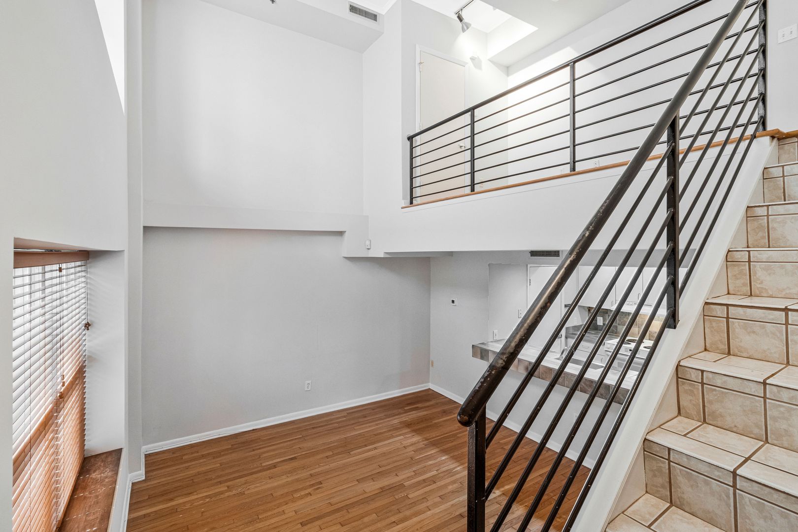 Washington House: 1437 Rhode Island Ave NW