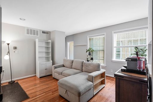 Capitol Hill Two-Bedroom | Southern Light | All Utilities Included [August 2026 Free] – photo 1