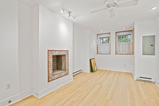 Adams Morgan Basement Studio | Original Character | Excellent Light – photo 1