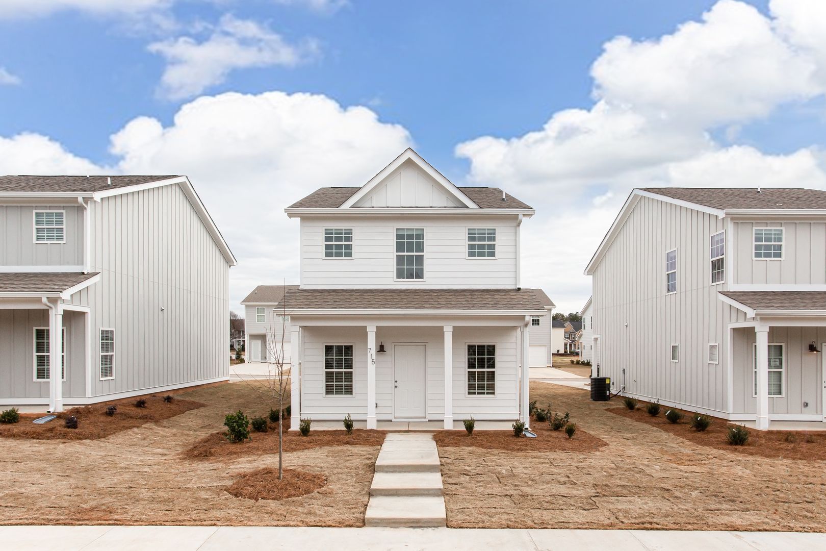 Athens House: 715 W. Vincent Drive