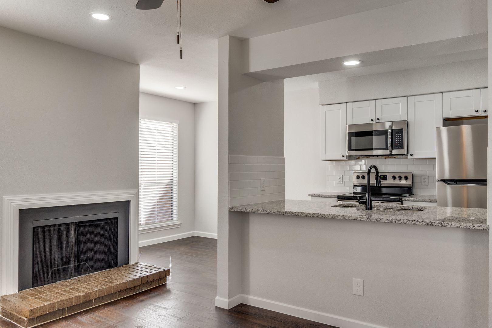 Dallas Condo: 9730 Whitehurst