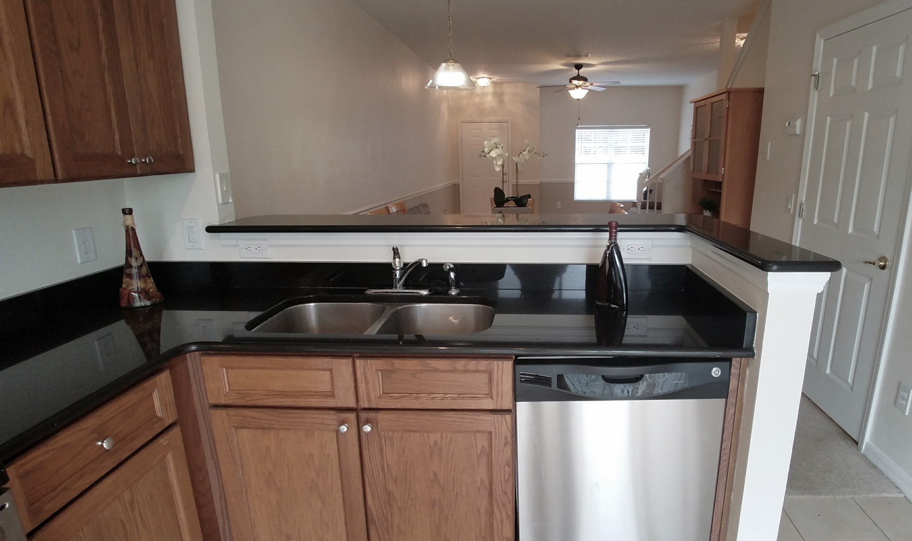 Orlando Condo: 10142 Regent Square Drive #203