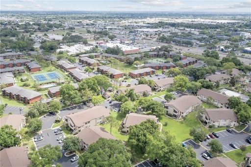 Beautiful Remodeled First Floor 2/2 Condo x Rent in Front of Full Sail! – photo 1