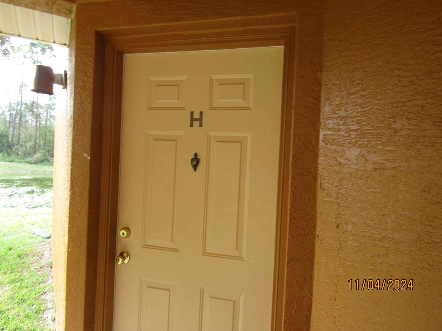 Bunnell Condo: 4600 E Moody Blvd 13 H