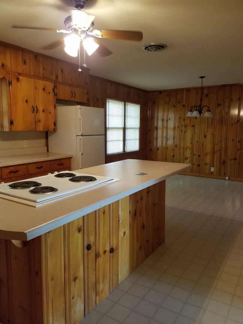 Cleveland House: ***2805 Woodlawn Ave NW