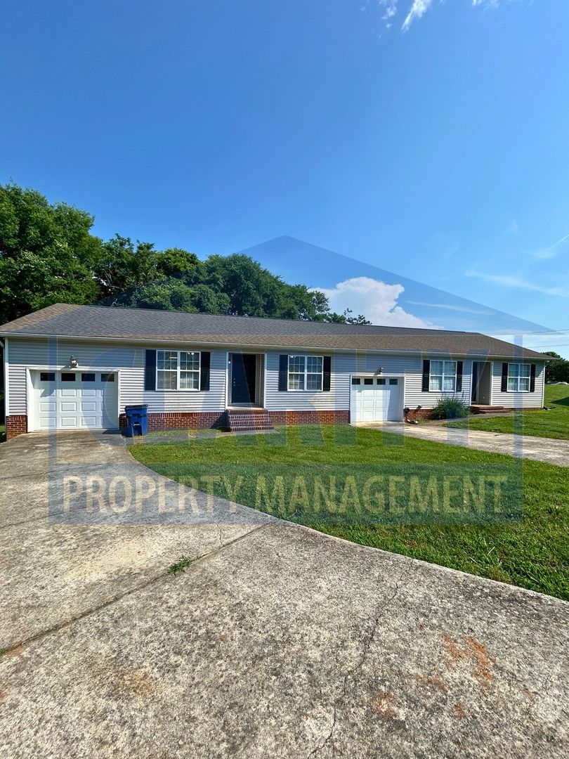 Cleveland House: **129 Brooke Lane NE