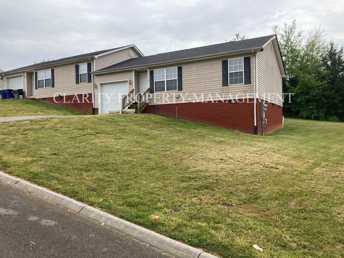 Cleveland Apartment: Ashley Court