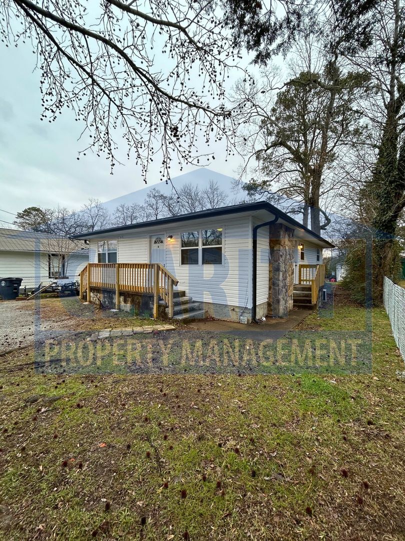 Chattanooga Apartment: 4331 Lazard Street