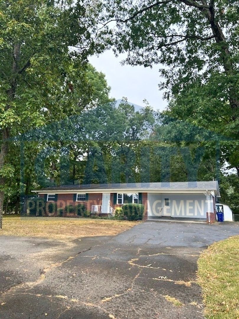Cleveland House: 3505 Peerless Rd NW