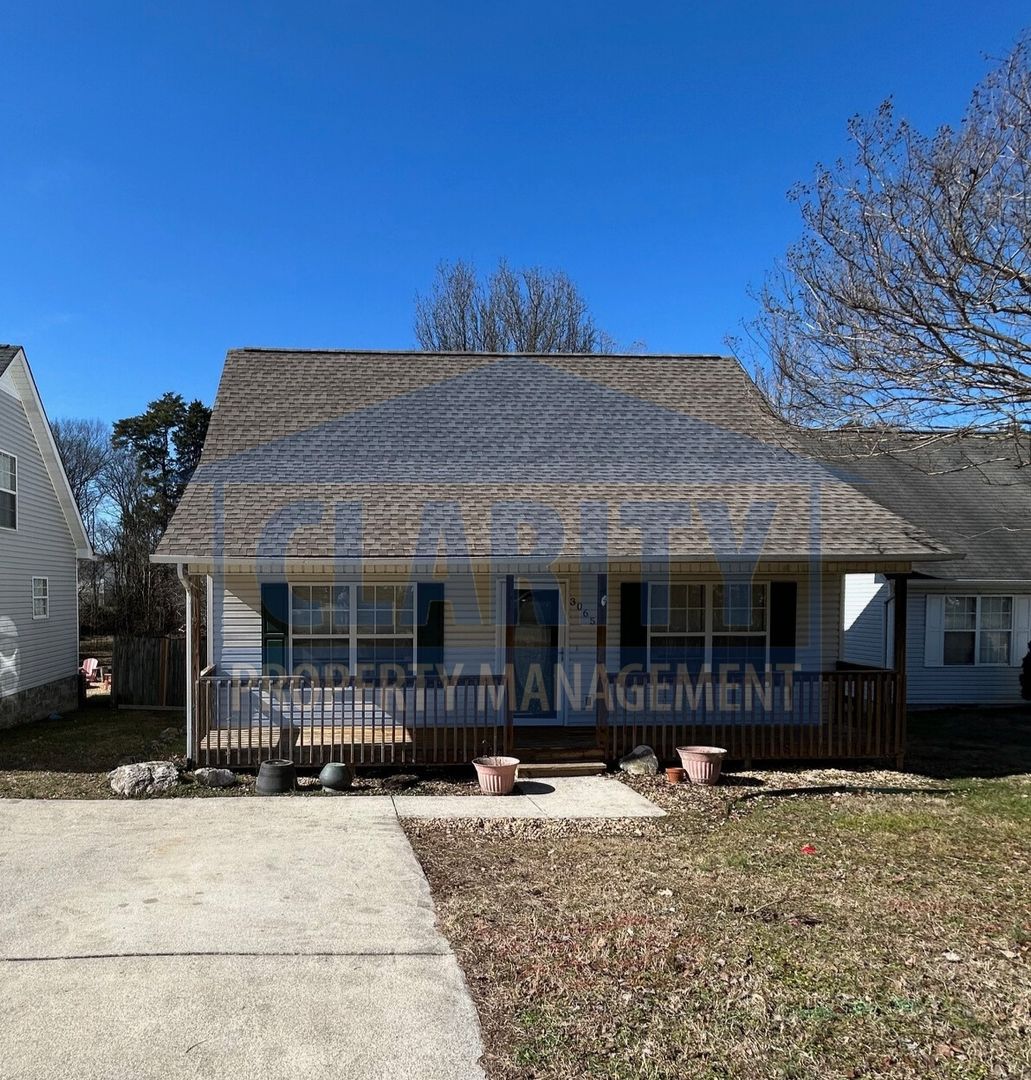 Cleveland House: 3065 Holly Brook Cir NE