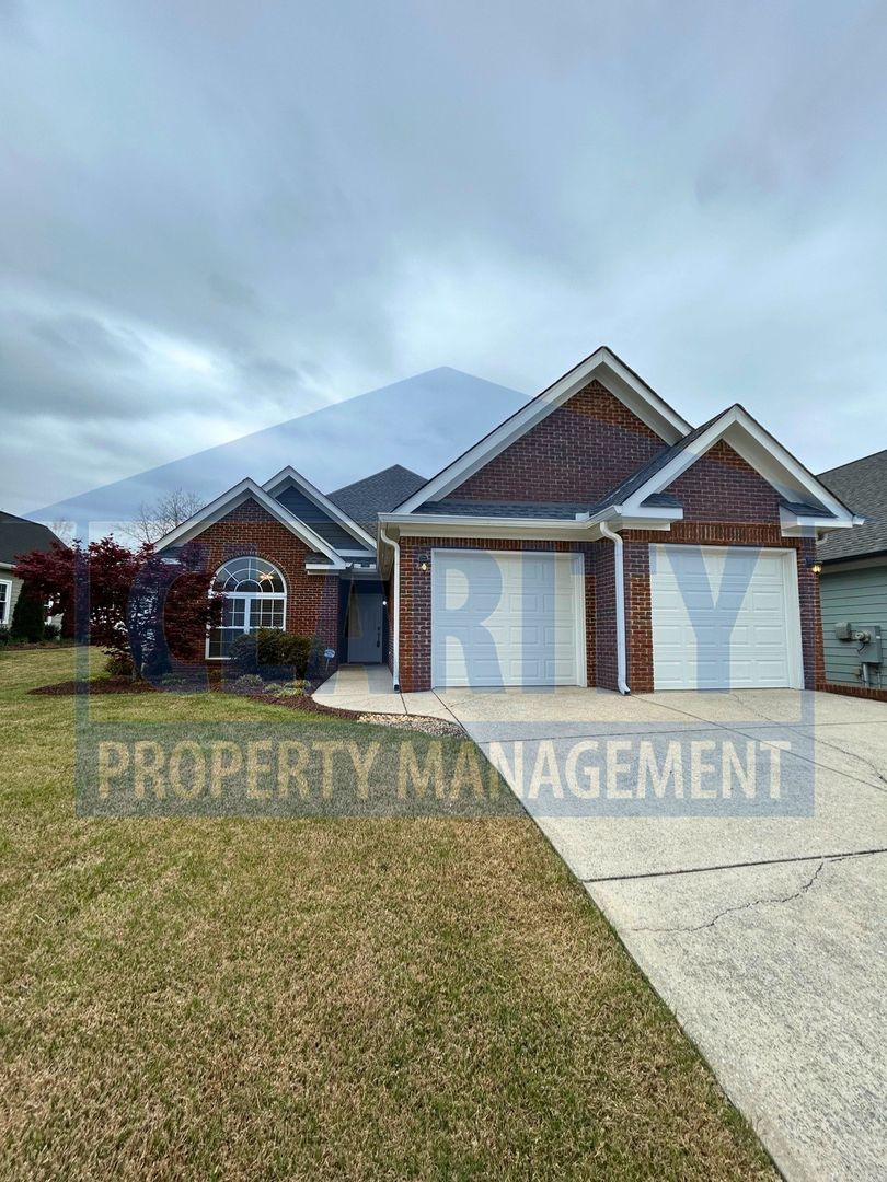 Chattanooga House: 7842 Laurelton Dr.