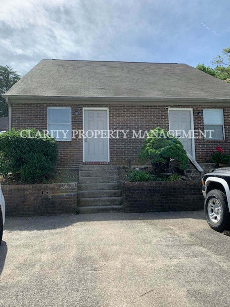 Cleveland House: 1922 Ohio Ave