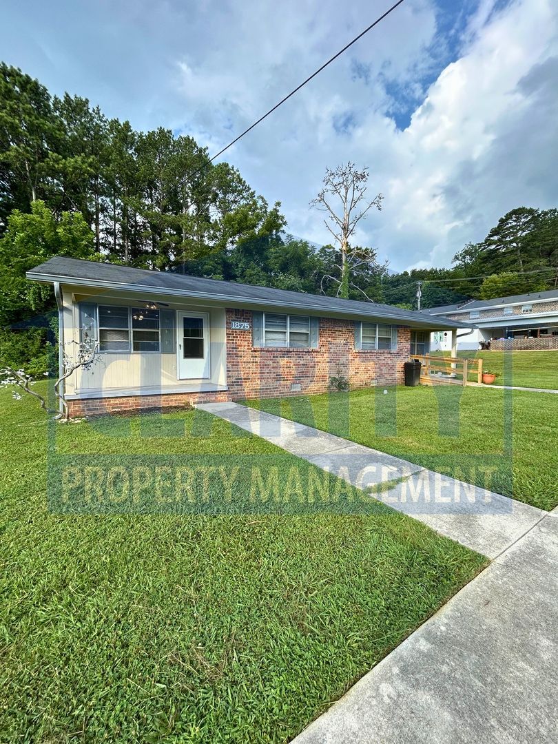 Cleveland Apartment: **1875 Green Drive NW