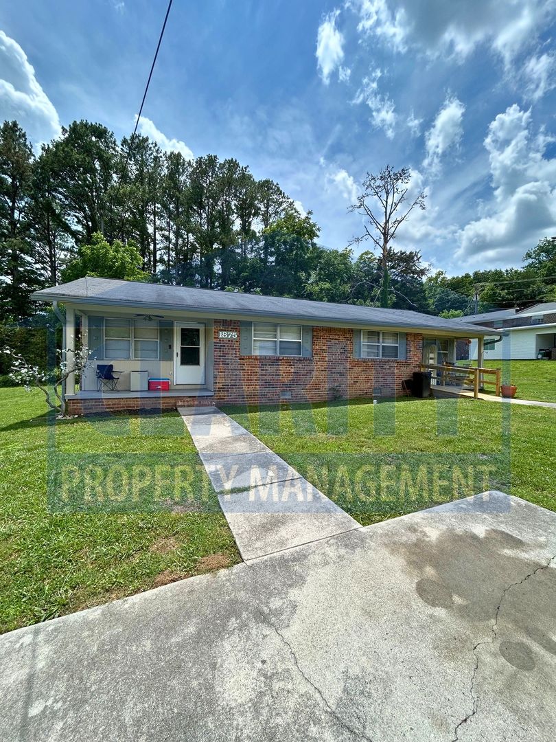 Cleveland Apartment: **1875 Green Drive NW