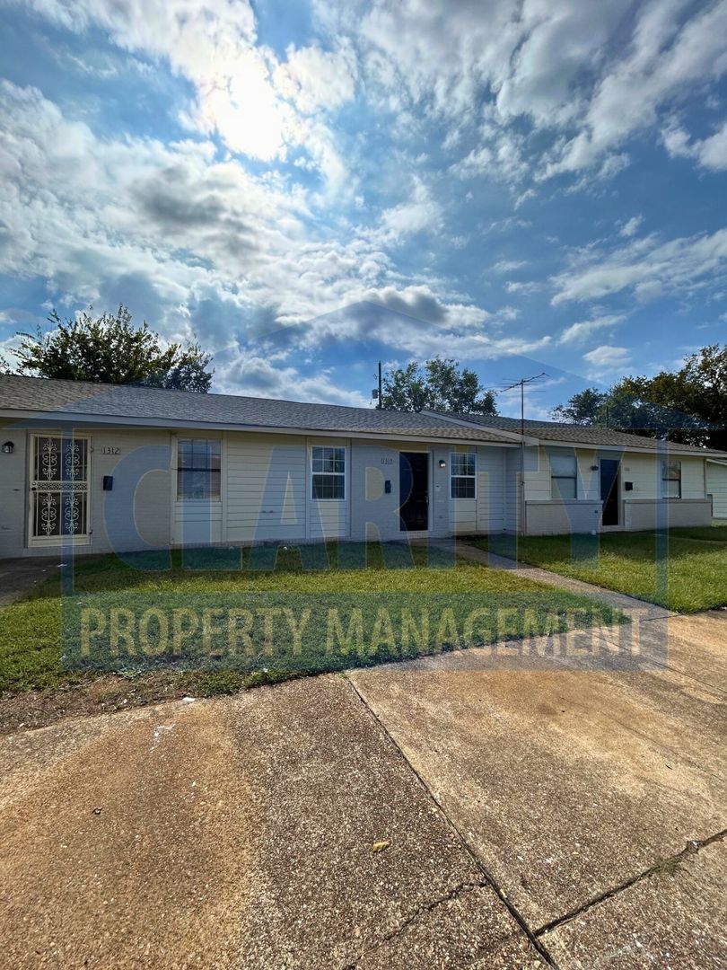 Chattanooga Apartment: 1308-1314 Citico Ave