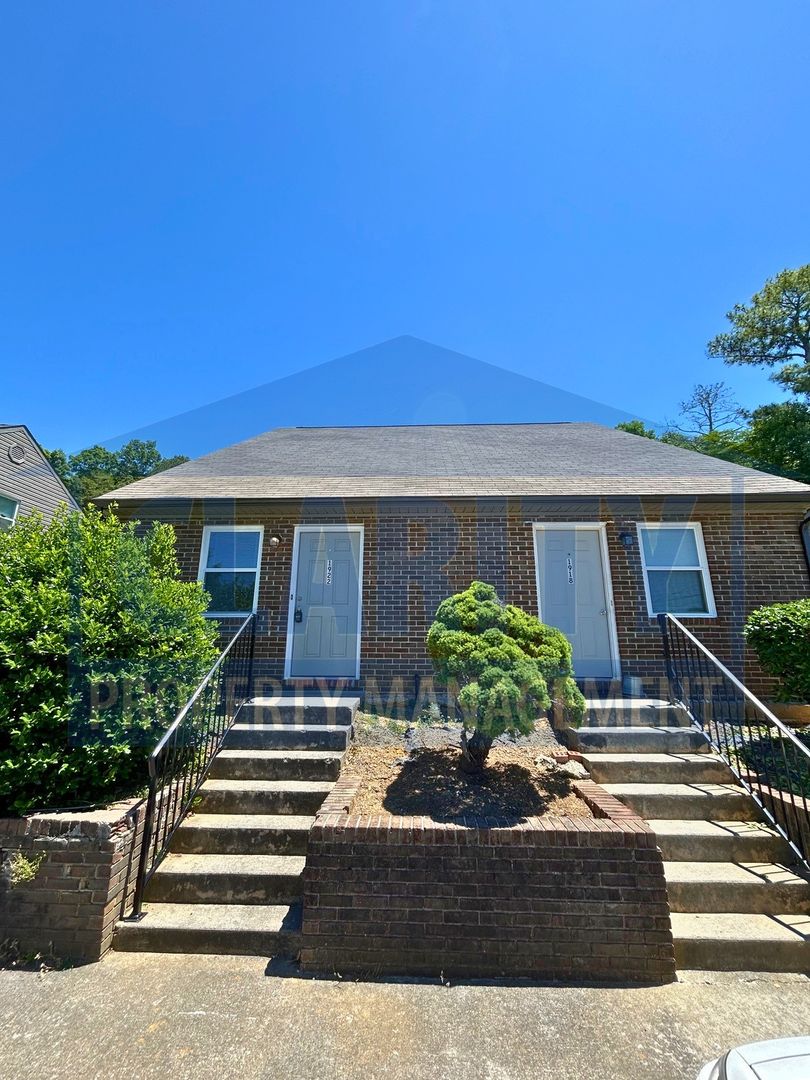 Cleveland House: 1922 Ohio Ave