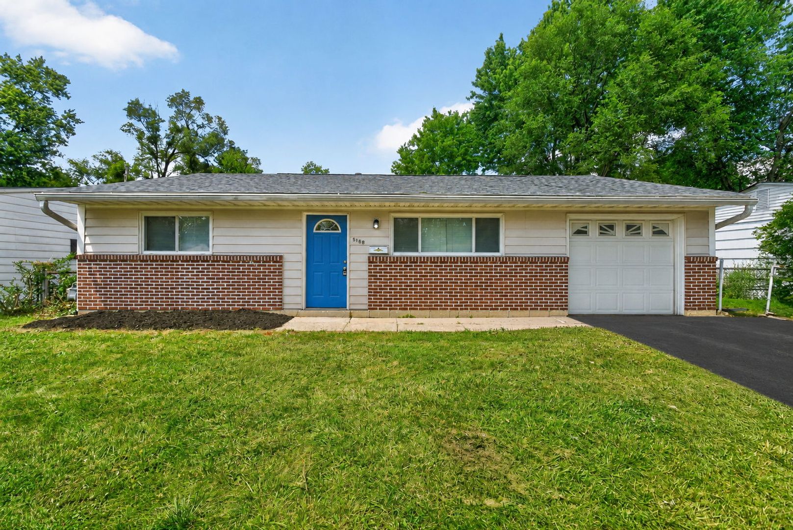Columbus House: 5168 Mapleridge Dr