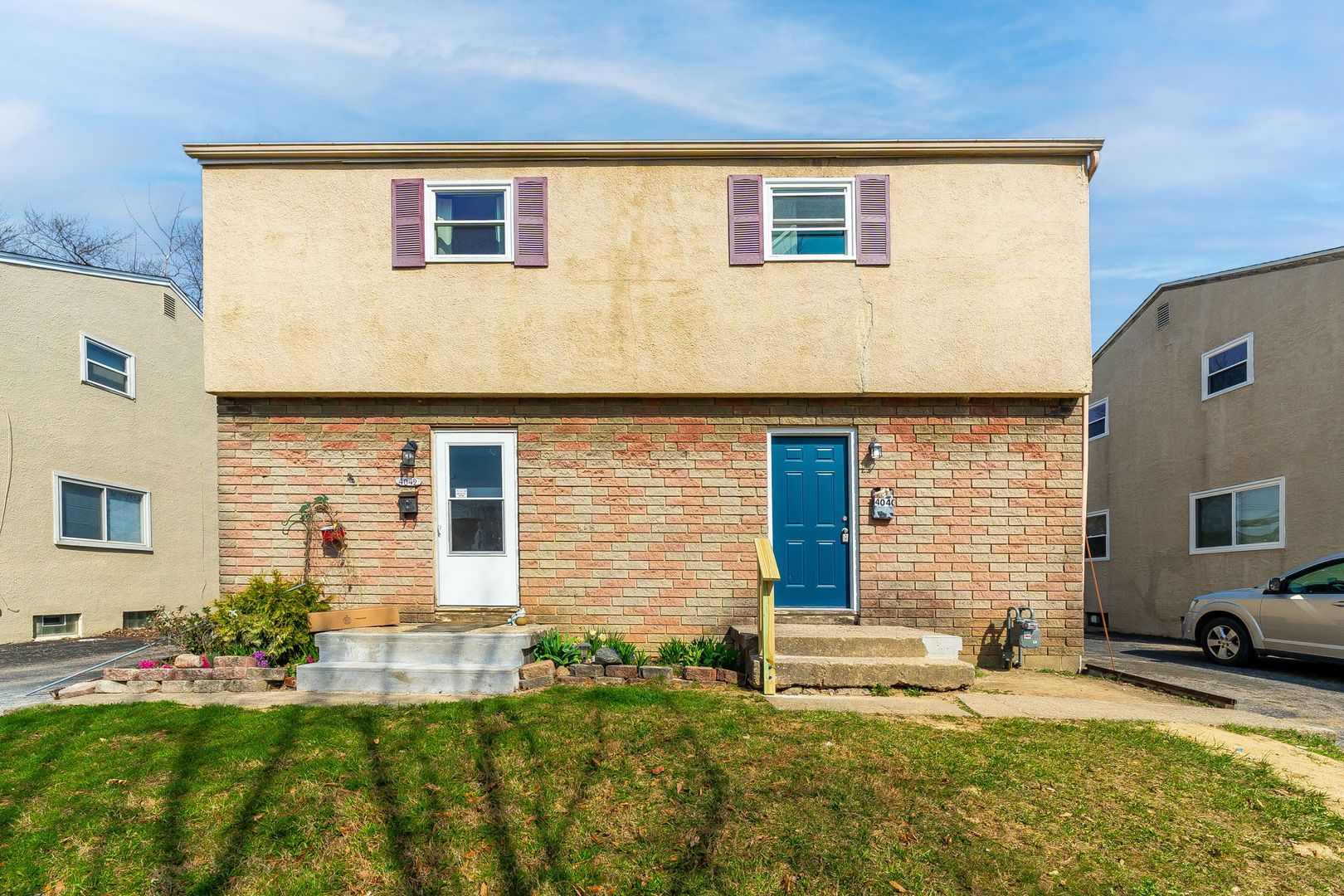 Columbus Apartment: 4040-4042 Halsey Pl