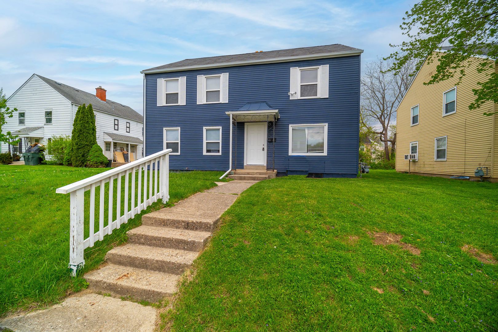 Columbus Apartment: 2906-2912 Ruhl Ave