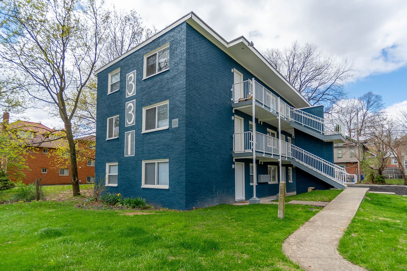 Columbus Apartment: 331 Kendall Place