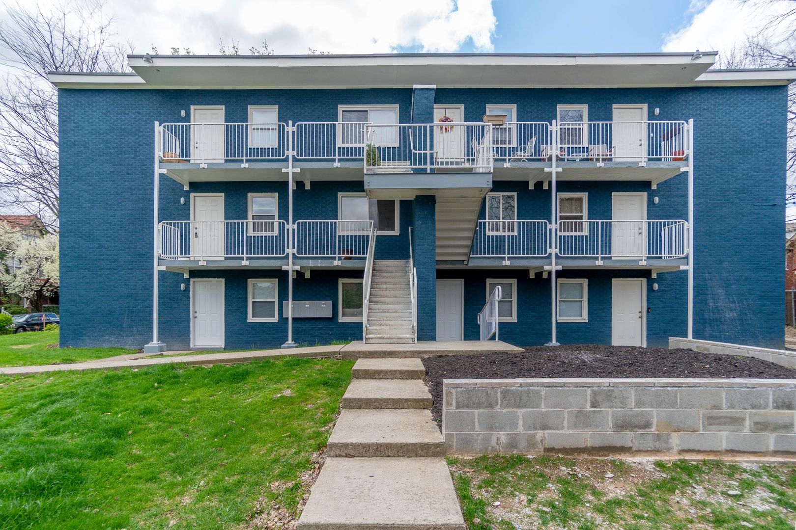 Columbus Apartment: 331 Kendall Place