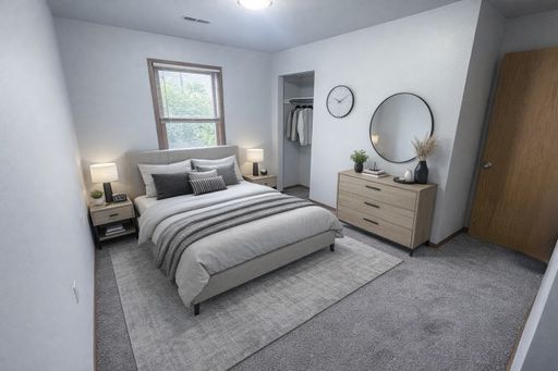 4 Bedroom 1 Bath at 1919 College St Location–Covered Parking – photo 1