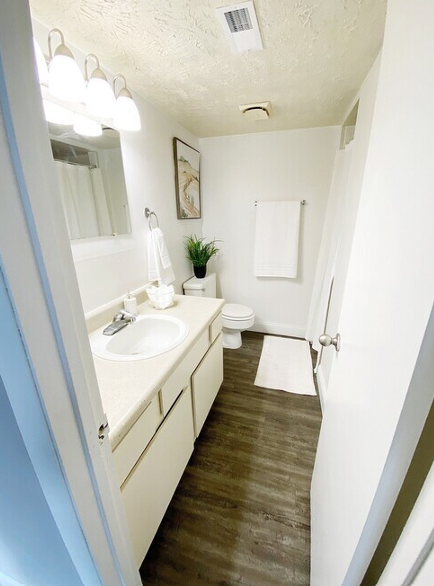 Omaha Apartment: 10505 Evans Plaza