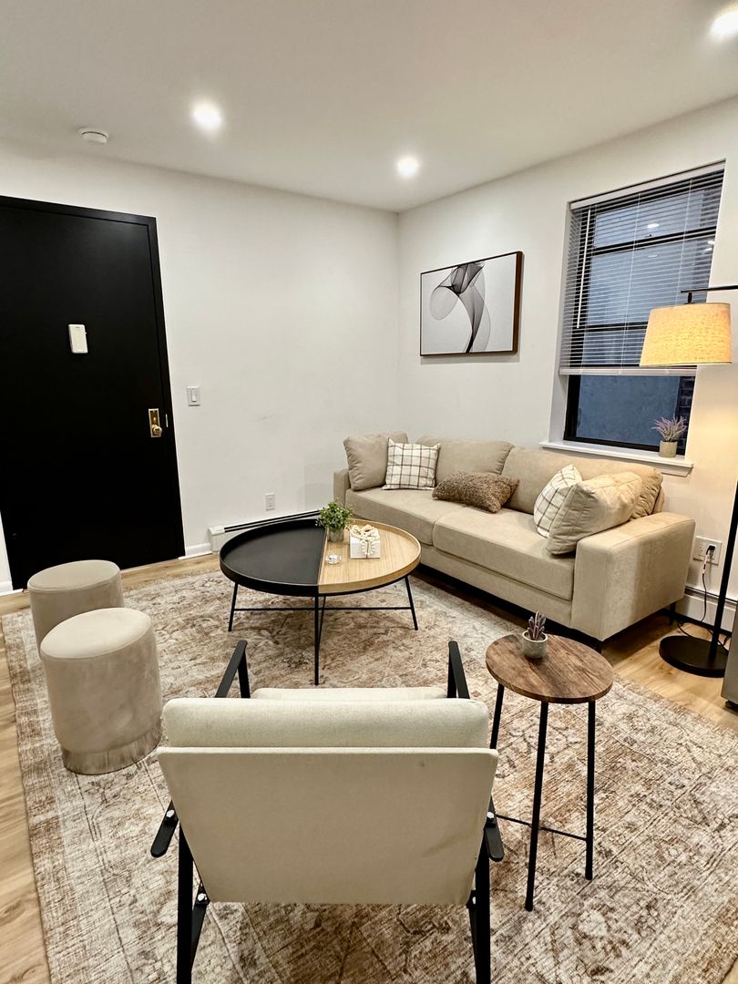 Bronx Apartment: 2468 Cambreleng Avenue