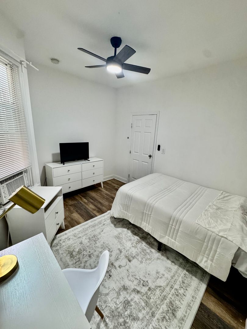 Bronx Apartment: 2428 Cambreleng Avenue