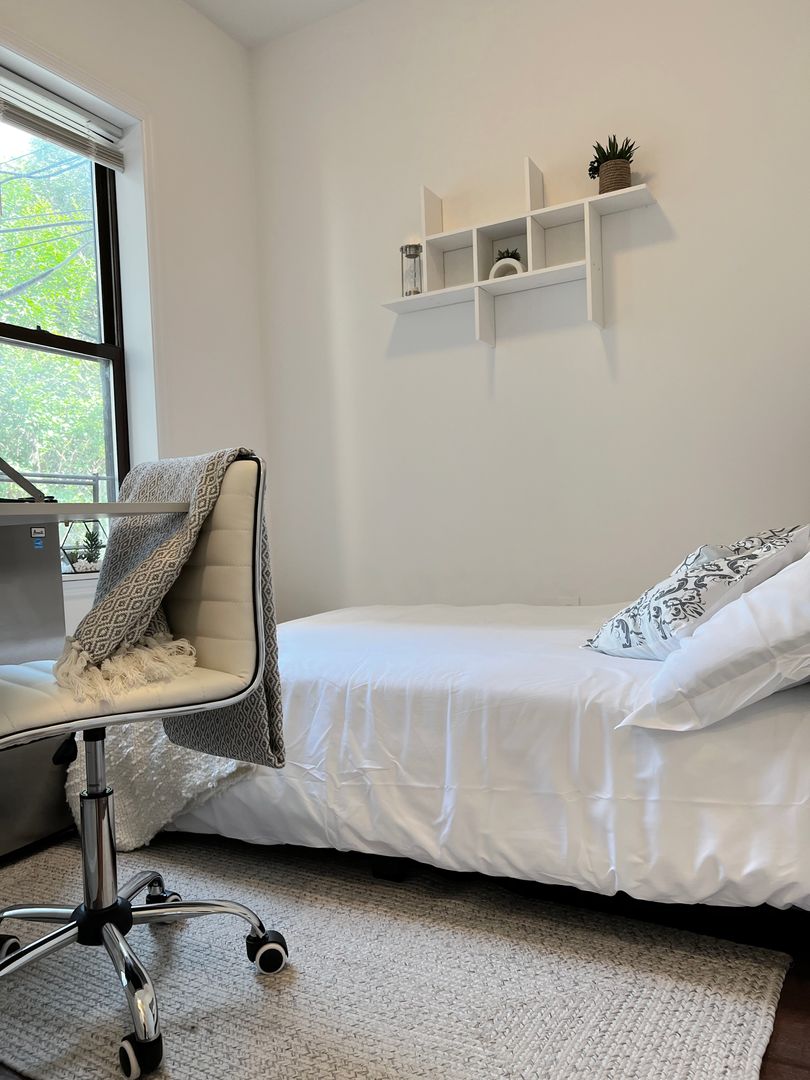 Bronx Apartment: 2403 Cambreleng Avenue