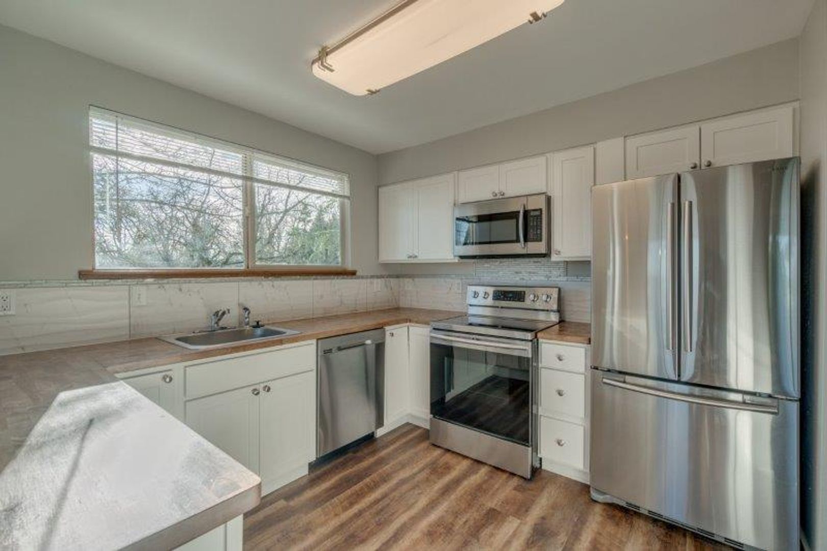 West Linn House: 4641 Pine St