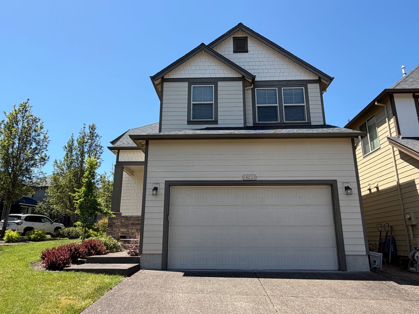 Tigard House: 14037 SW Walnut Creek Way
