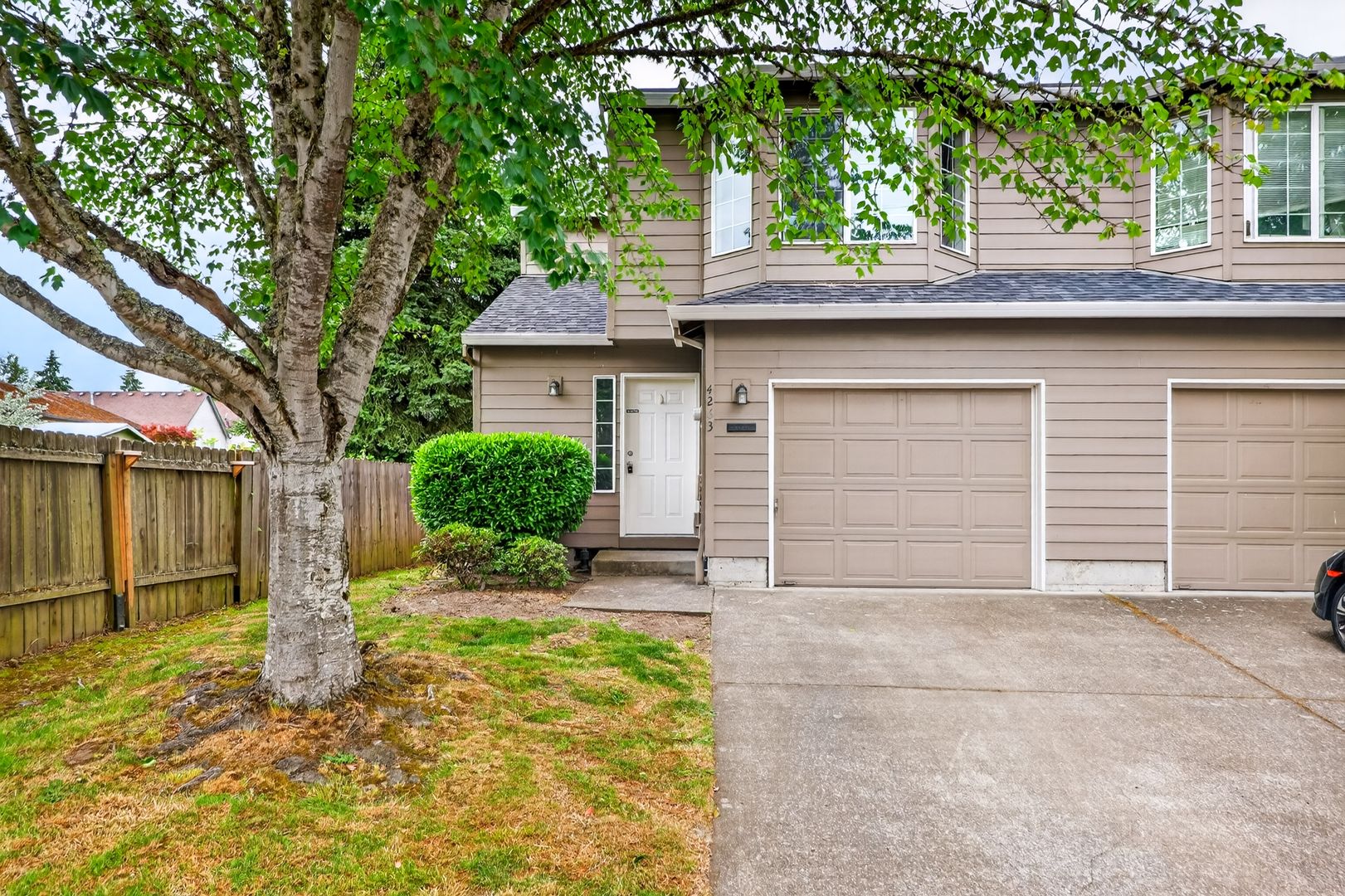 Beaverton Townhome: 4263 SW 159th Ave