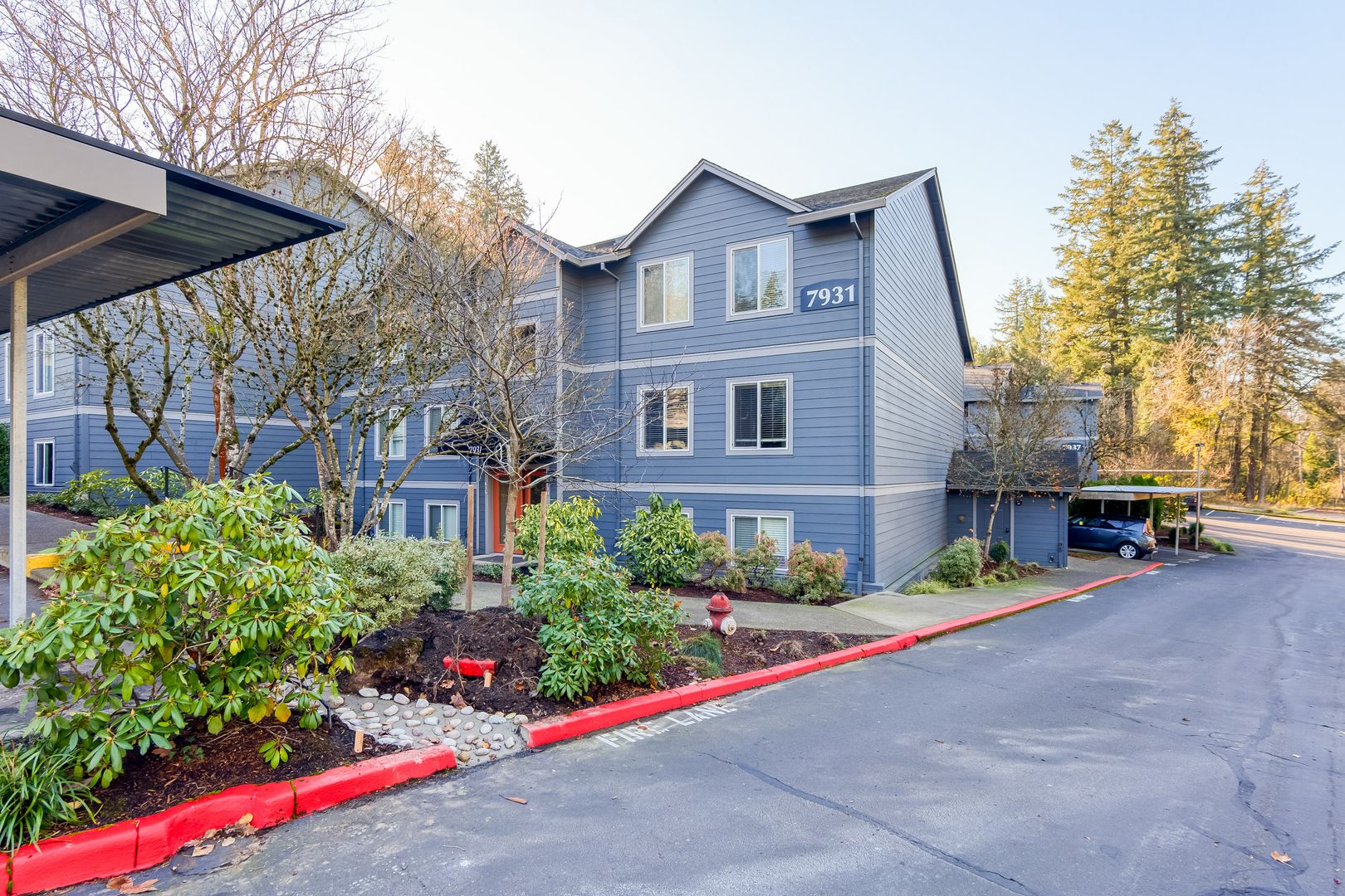 Portland Condo: 7931 SW 40th Ave Apt L