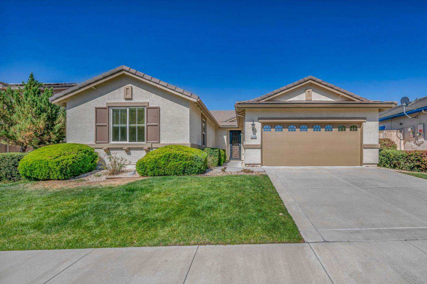 Reno House: 10740 Cedar Rock