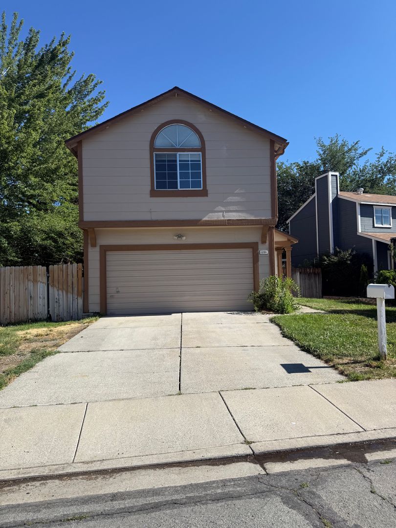 Sparks House: 1208 Gilly Lane