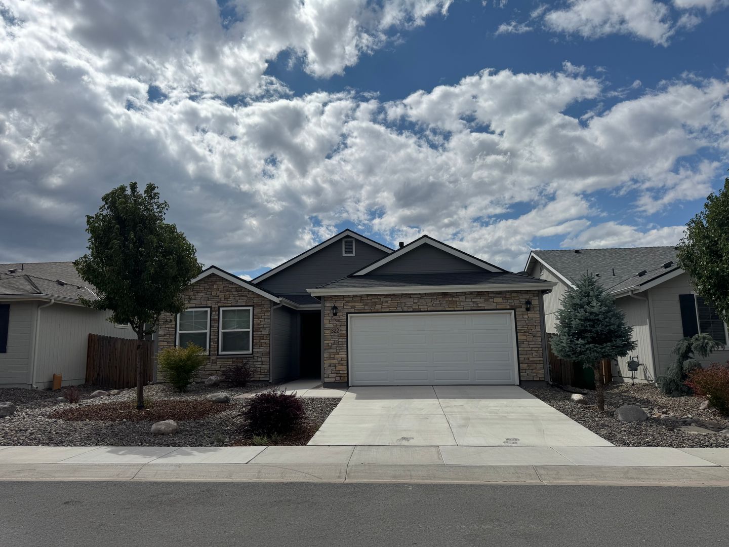 Dayton House: 322 Granite Ct