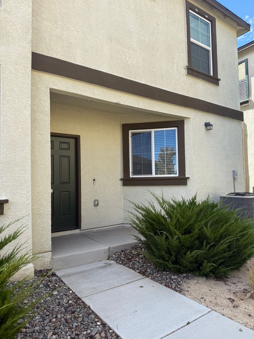 Reno Townhome: 9723 Fishermans Reef Way
