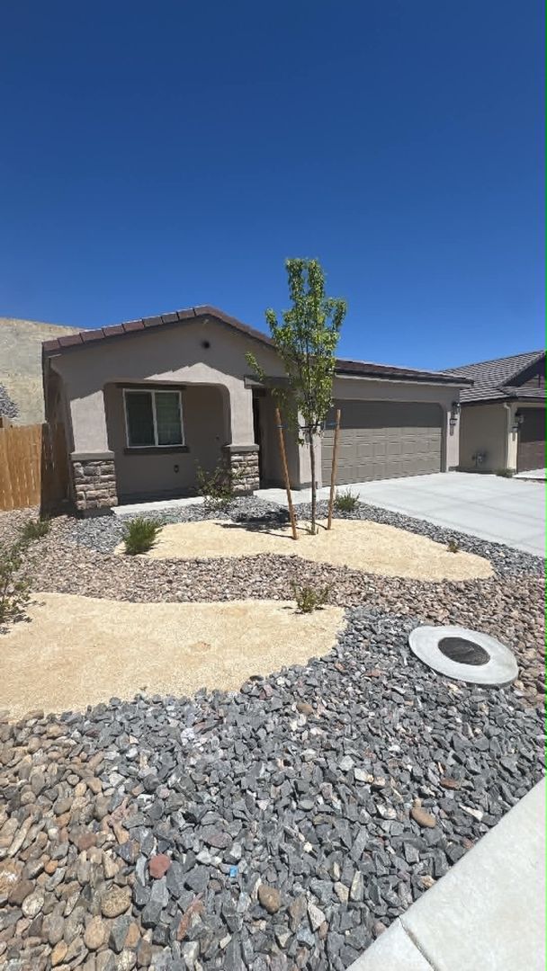 Sparks House: 922 Bobcat Ridge