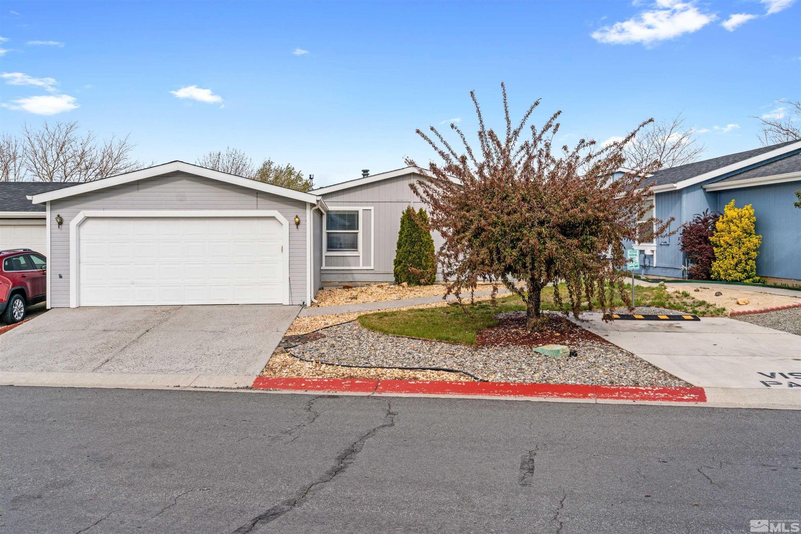 Reno House: 7750 N Claridge Pointe Pkwy