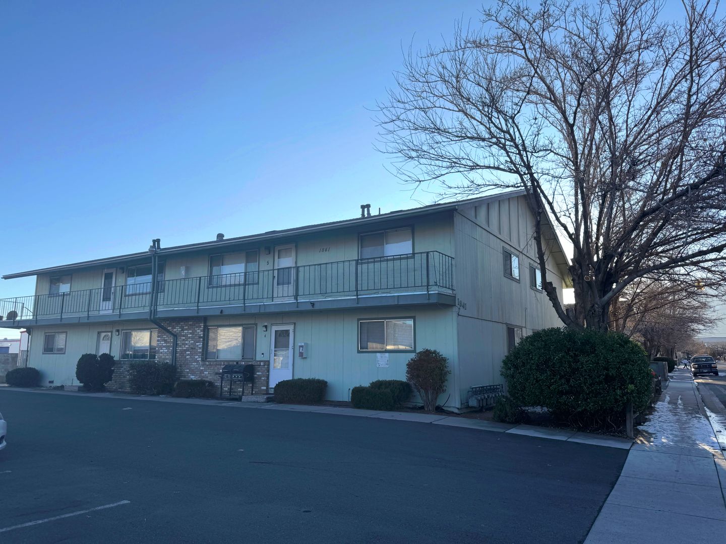 Carson City Apartment: 1841 E. Long Street - #6