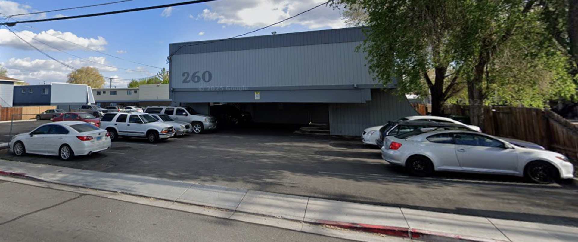 Reno Apartment: 260 Linden st